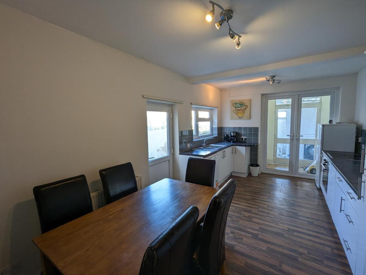 5 Bed Terraced Family Home Bristol + Parking Exterior foto